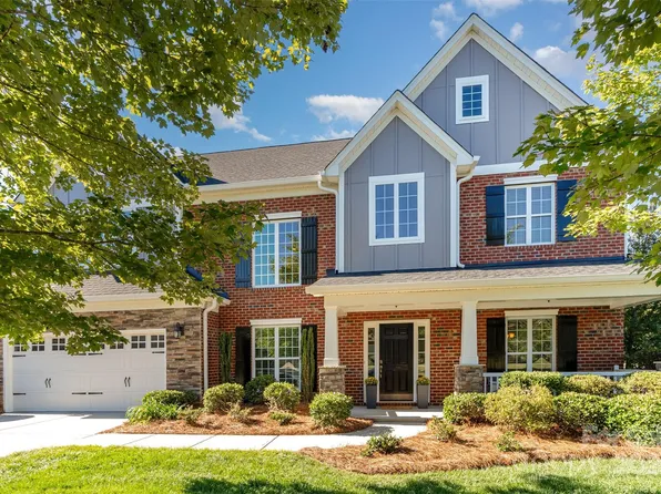 8500 Fairgreen Ave, Waxhaw, NC 28173