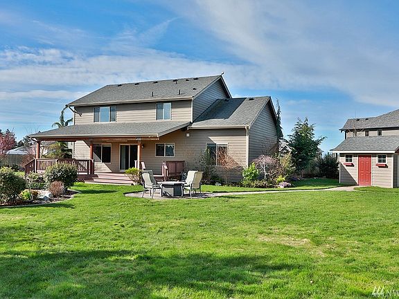 Wonderful hardwood entry with staircase.  The formal living area is open and airy.