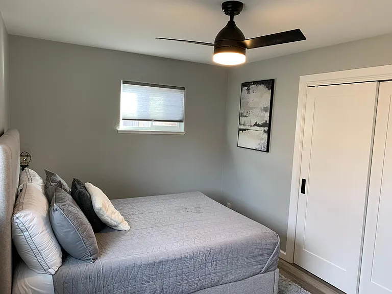 4422 E Utah Pl — Photo 8