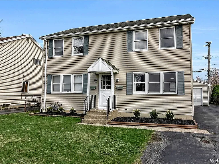Patricia Ln, Cheektowaga — Photo 1