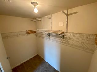 8042 Montague Manor Ln, Houston, TX 77072