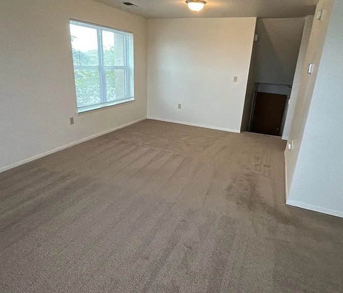 1132 Dakota Dr — Photo 1