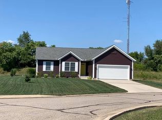 201 Arlington Ln, Niles, MI 49120