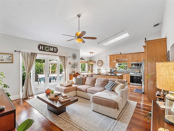 5th image of 6675 NW 42nd Terrace