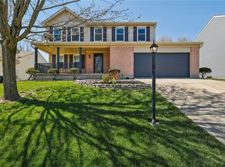 165 Meadows Dr, Springboro, OH