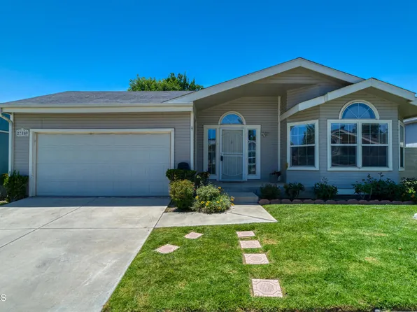 27809 Blue Sky Ln, Santa Clarita, CA 91351