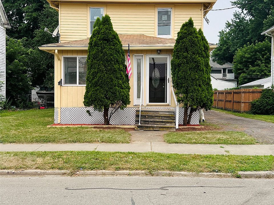1st image of 613 South St