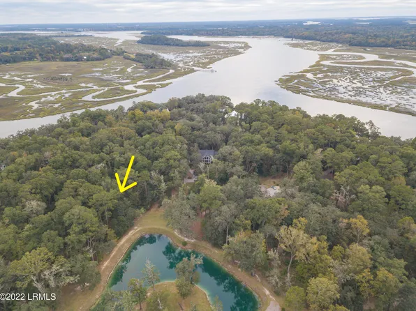 207 Bull Point Dr, Seabrook, SC 29940