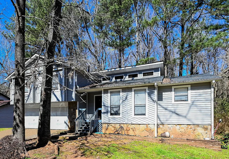 4416 Chartley Ln