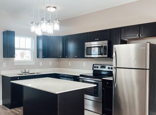 318 Halo Dr, Wellford, SC 29385