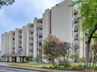 1745 Leighton Rd #308, Victoria, BC V8R6R6