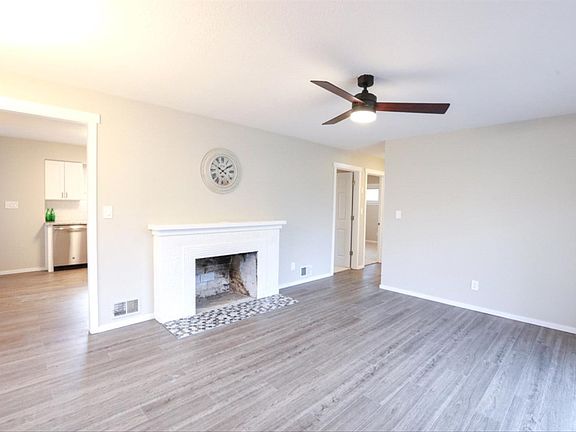 3rd image of 618 E Rockwell Ave