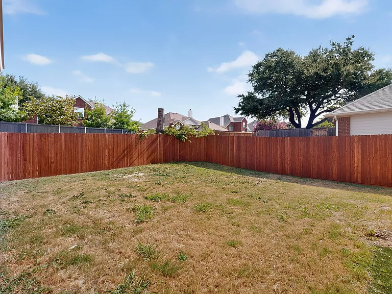 1426 Mapleview Dr — Photo 37