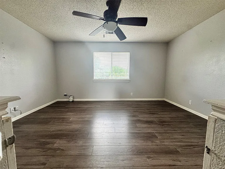 1616 War Horse Ln — Photo 8