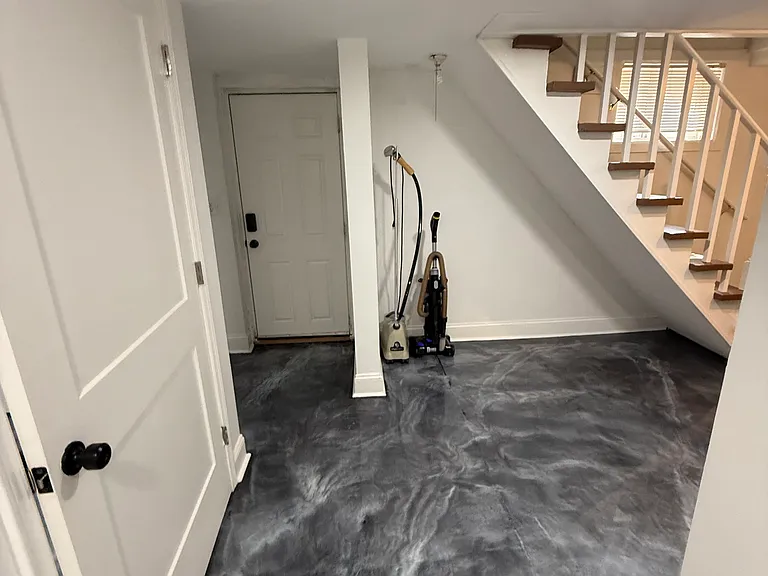 2435 Emil Ave — Photo 15