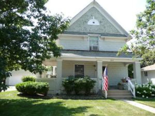 1st image of 1207 Okoboji Ave