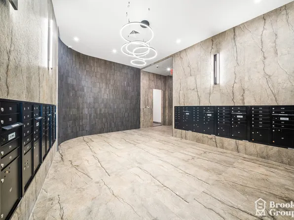 2258 Fulton Street image 9 of 18