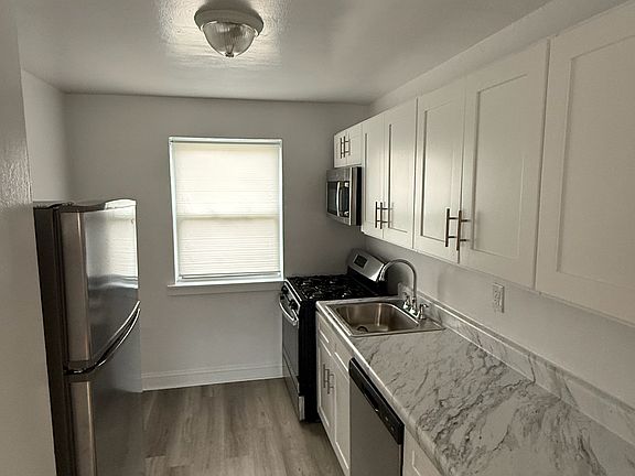 3rd image of 67-06 224th St #C