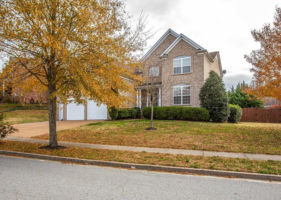 1st image of 1550 Towne Park Ln