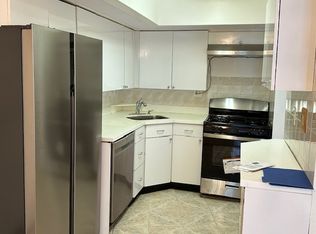75-45 113th St #2, Forest Hills, NY 11375