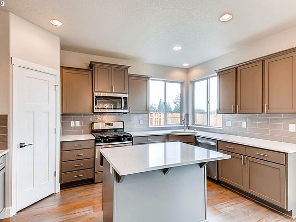 2nd image of 11407 SE 11th Cir #6