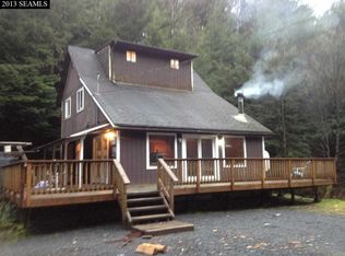 153 Strawberry Rd, Ketchikan, AK 99901