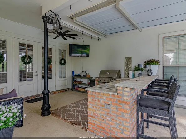 6364 Beau Douglas Ave, Gonzales, LA 70737