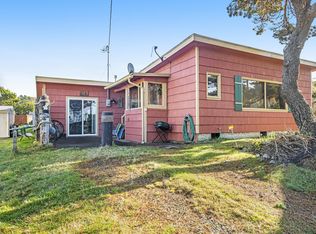 6308 Raymond Ave, Gleneden Beach, OR 97388