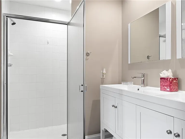 8420 Naples Heritage Dr #1415 — Photo 25