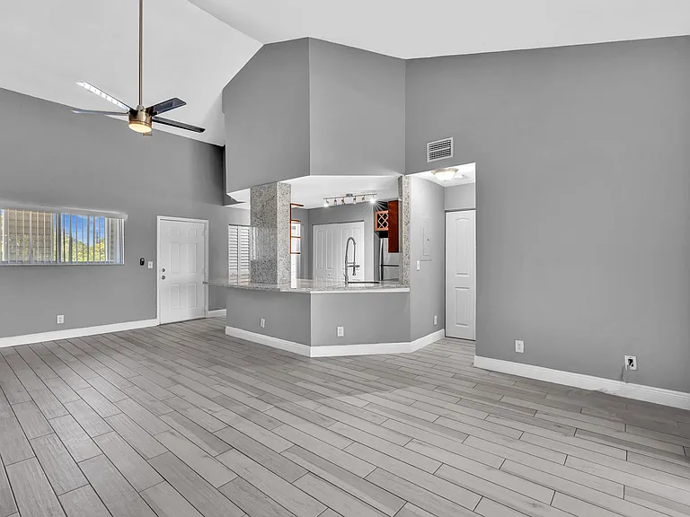 3417 NW 44th St #101 — Photo 2