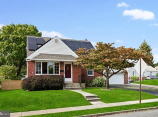 1919 Armstrong Ave, Morton, PA 19070