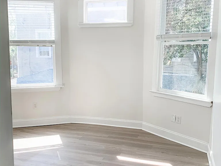 711 Lincoln St #A — Photo 14