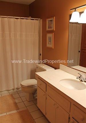 3rd image of 2301 Villaburne Ct W