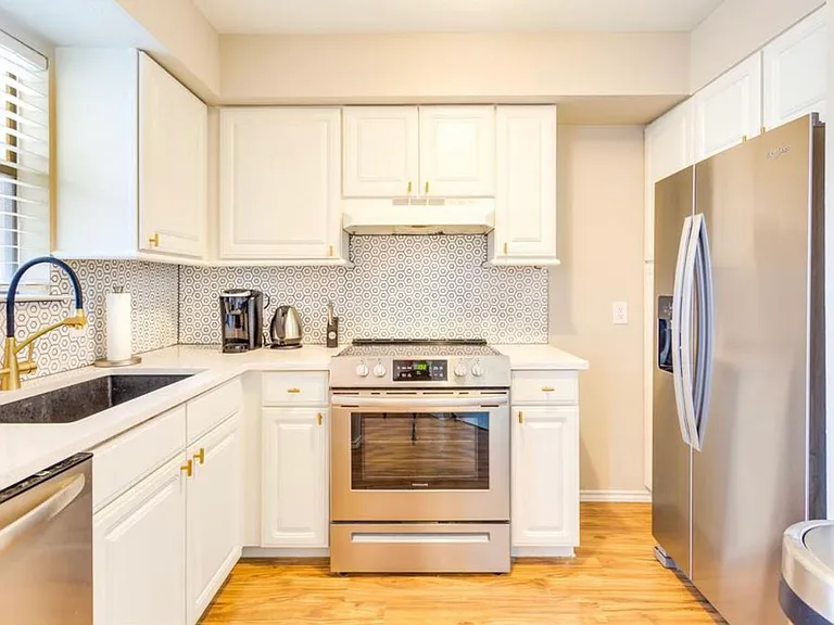 3121 Sondra Dr #206 — Photo 11