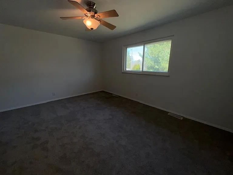 580 Bridgebend Rd — Photo 12