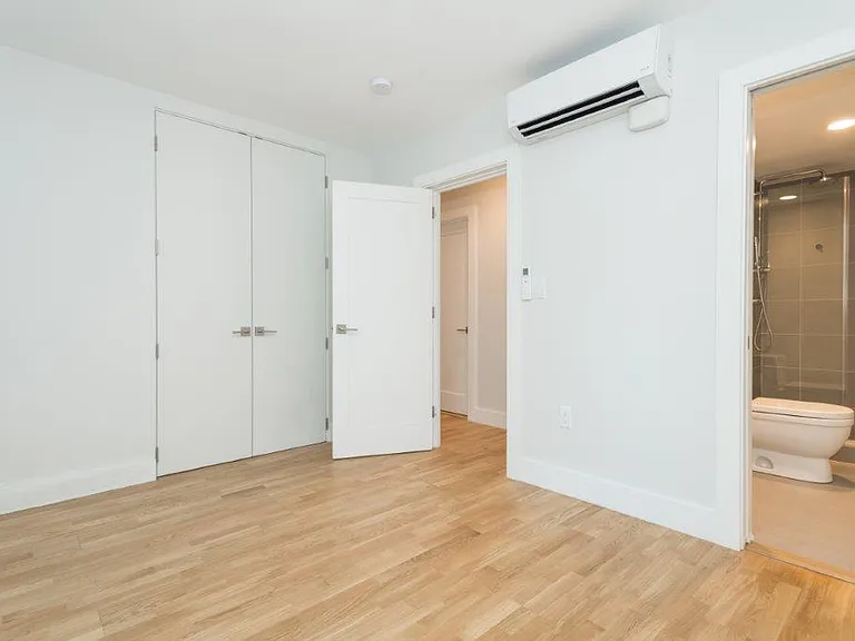 334 Harvard St #C1 — Photo 13
