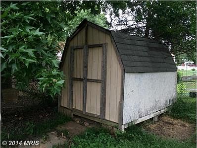Exterior (Rear) Shed