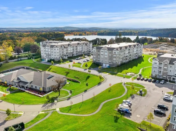 2 Codman Way #410, Westborough, MA 01581