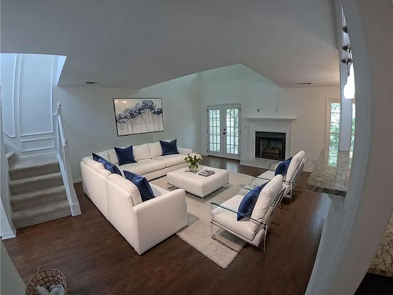 705 Bridge Ln SE #705 — Photo 3