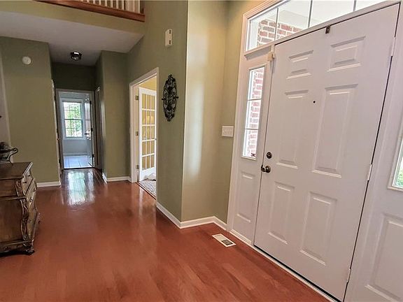 5th image of 8190 Fairway Dr