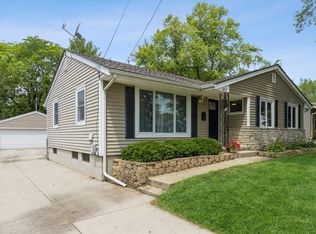 4010 Lynner Dr, Des Moines, IA 50310