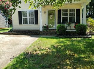 206 Highgate Cir, Wake Forest, NC 27587