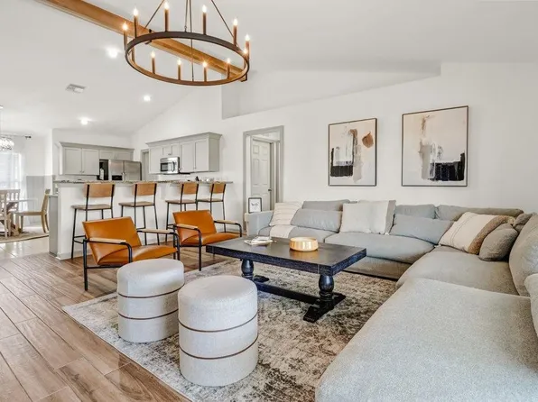 2454 NW 22nd Ter, Cape Coral, FL 33993