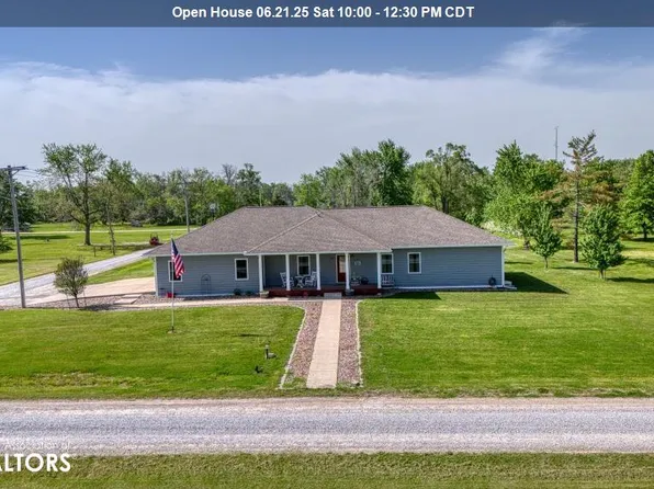 200 W Wright St, Seymour, IA 52590