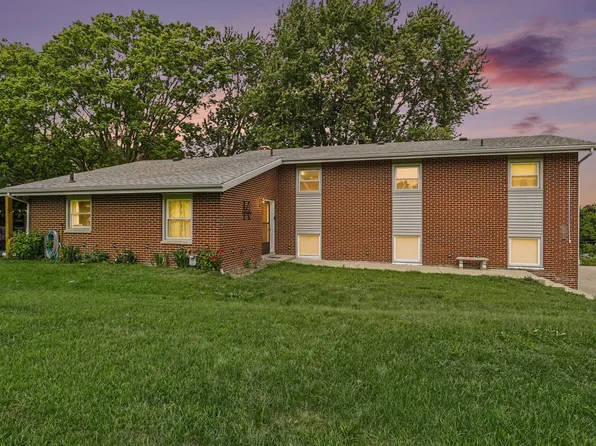 5036 Anderson Dr, Coloma, MI 49038