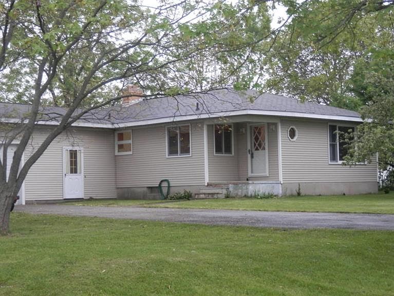 1st image of 15096 48th Ave