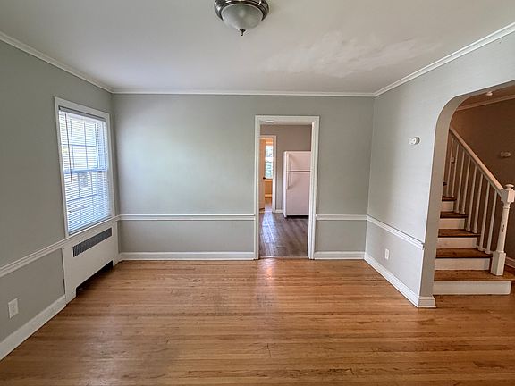 2nd image of 75 Stimson Rd
