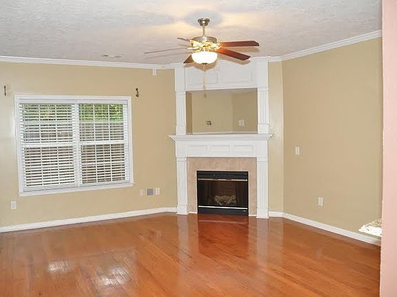 4th image of 2208 River Park Ct