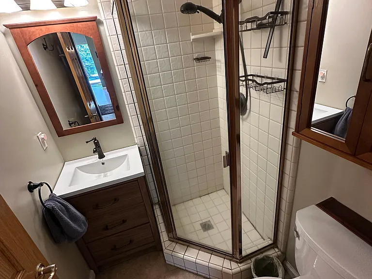 460 Lido Dr — Photo 8