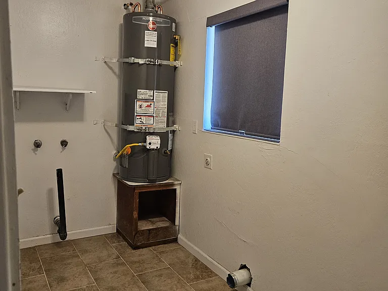 2304 Oxford Way #2304 — Photo 9
